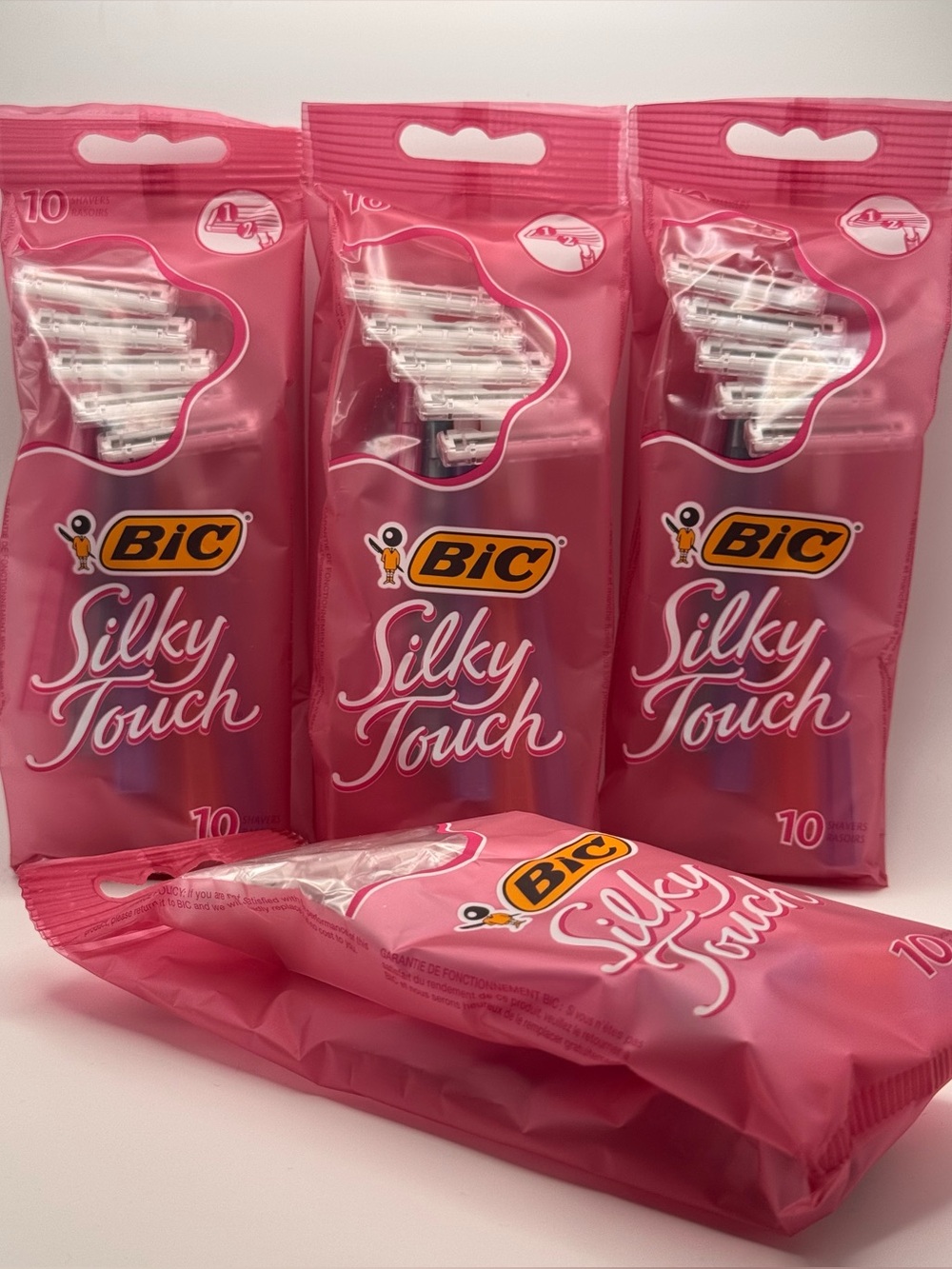 4 Pack BiC Silky Touch Women’s Twin Blade Disposable Razor 10c Each